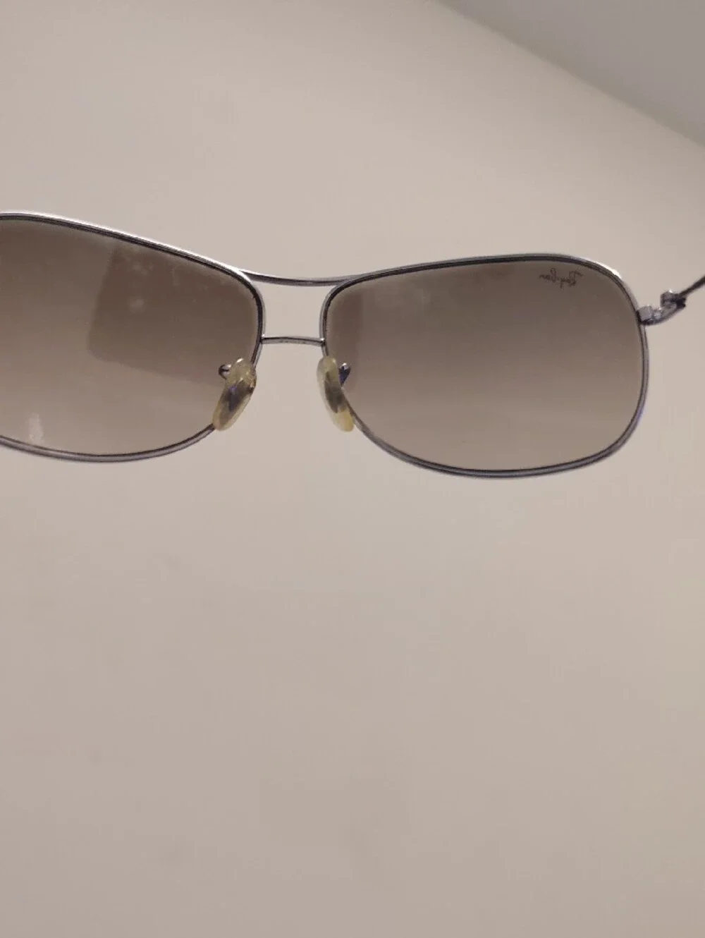 Ray-Ban Aviator Sunglasses & Black Hard Shell Eyewear Case